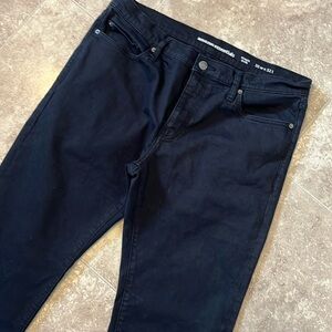 Amazon Essentials Straight Leg Black Jeans 36x32